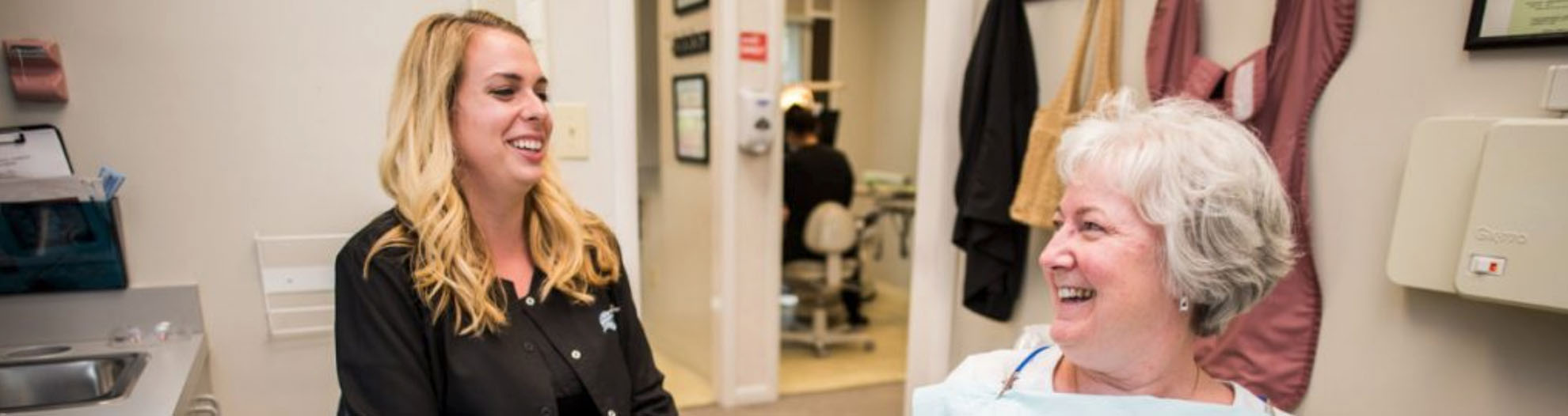 Restorative Dentistry Consultation CRCID restorative dentist providing a consultation